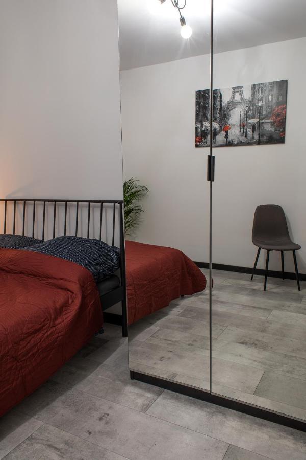 Apartament Black Loft Nysa Ngoại thất bức ảnh